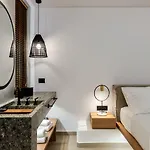 Avra Luxury Mykonos 3* Tourlos