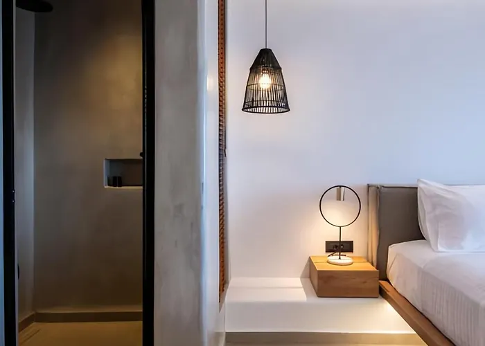 Avra Luxury Suites Mykonos מלון