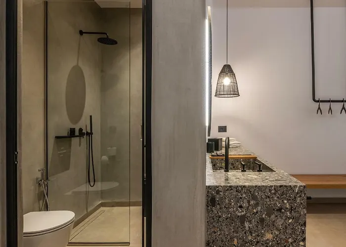 מלון Avra Luxury Suites Mykonos 3*