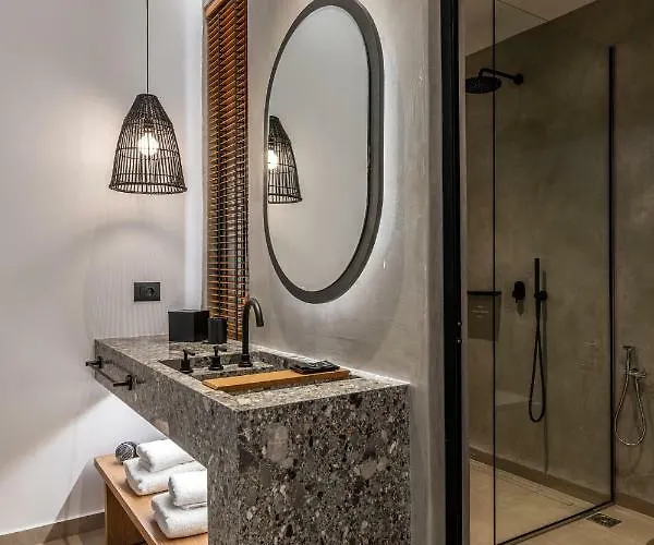 Avra Luxury Suites Mykonos 3*