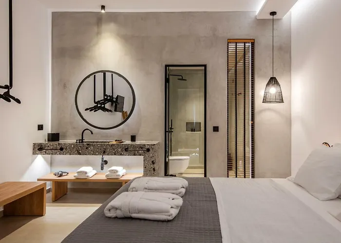 Avra Luxury Suites Mykonos 3*