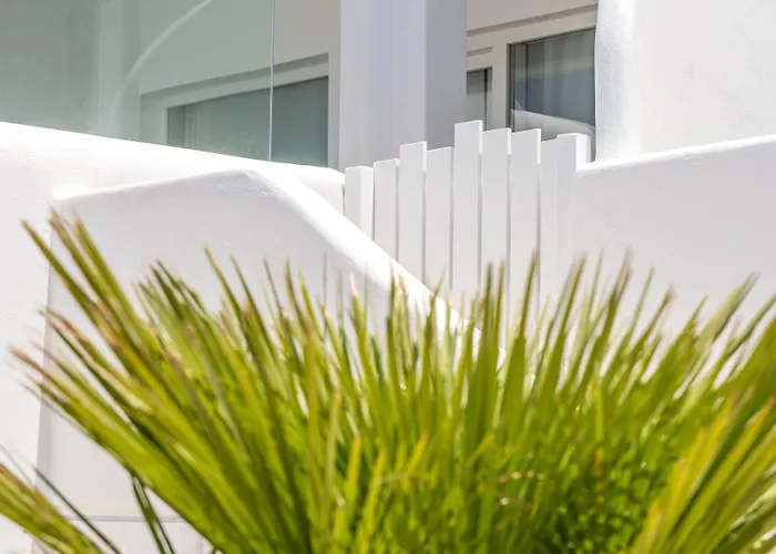 Avra Luxury Mykonos 3*