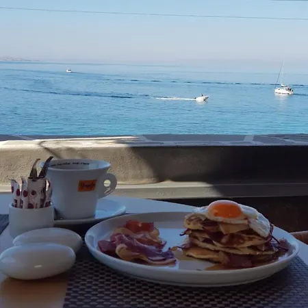 Avra Mykonos 3* Tourlos