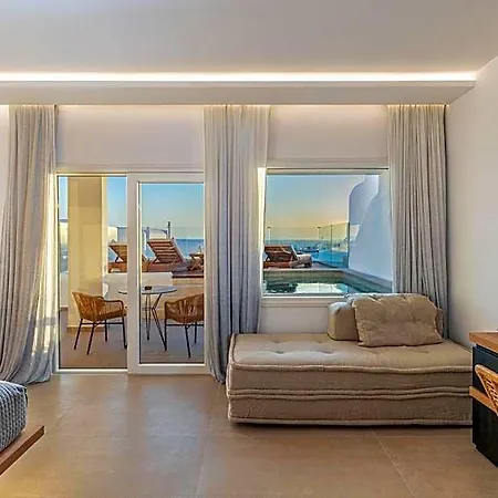 Avra Luxury Mykonos Tourlos