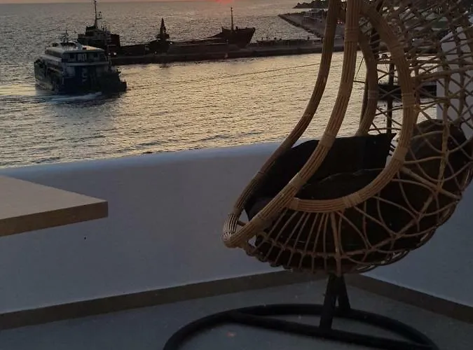 Avra Luxury Suites Mykonos Отель Тоурлос