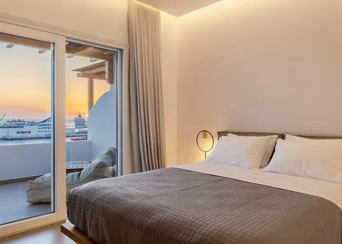 Отель Avra Luxury Suites Mykonos 3*