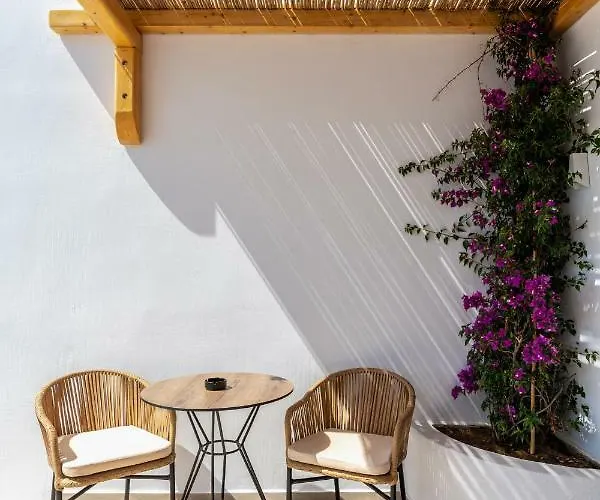 Отель Avra Luxury Suites Mykonos 3*