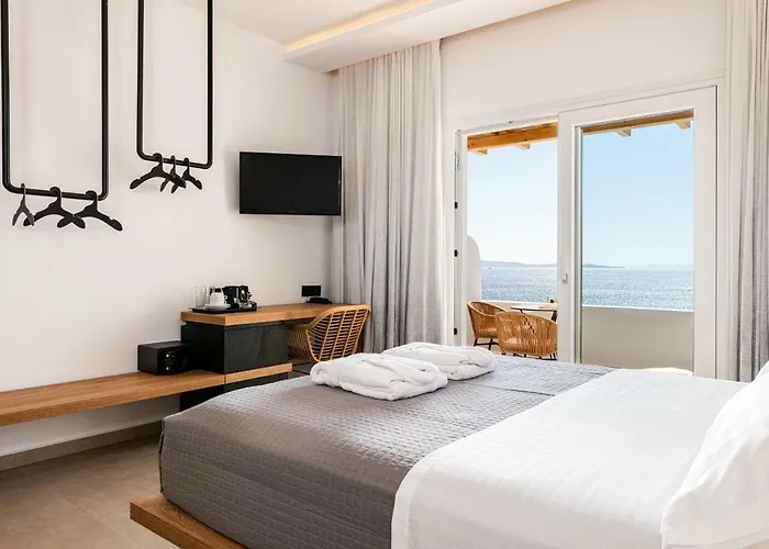 Avra Luxury Mykonos Hotel 3*