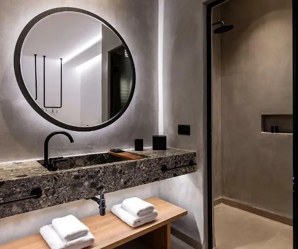 Avra Luxury Mykonos Hotel Tourlos