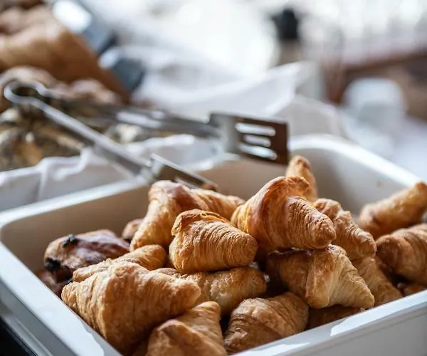 Avra Luxury Mykonos 3* Tourlos